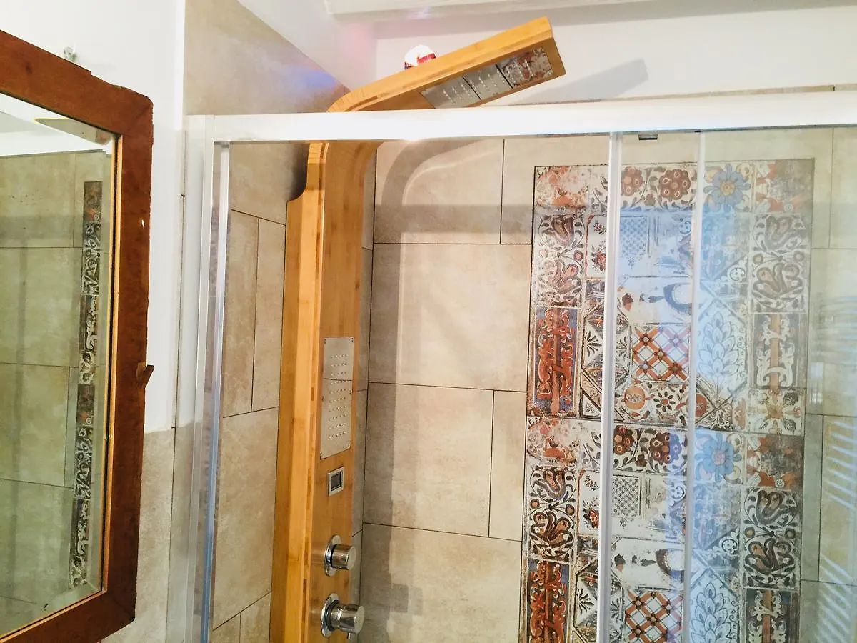 Go Go House 2 Casa Aprile Apartment Palermo Italy