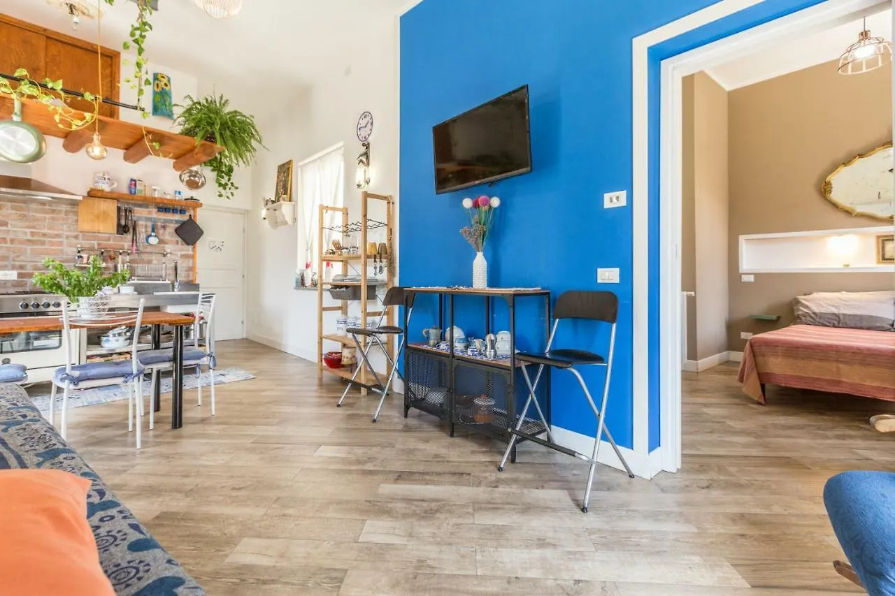 Go Go House 2 Casa Aprile Apartment Palermo Italy